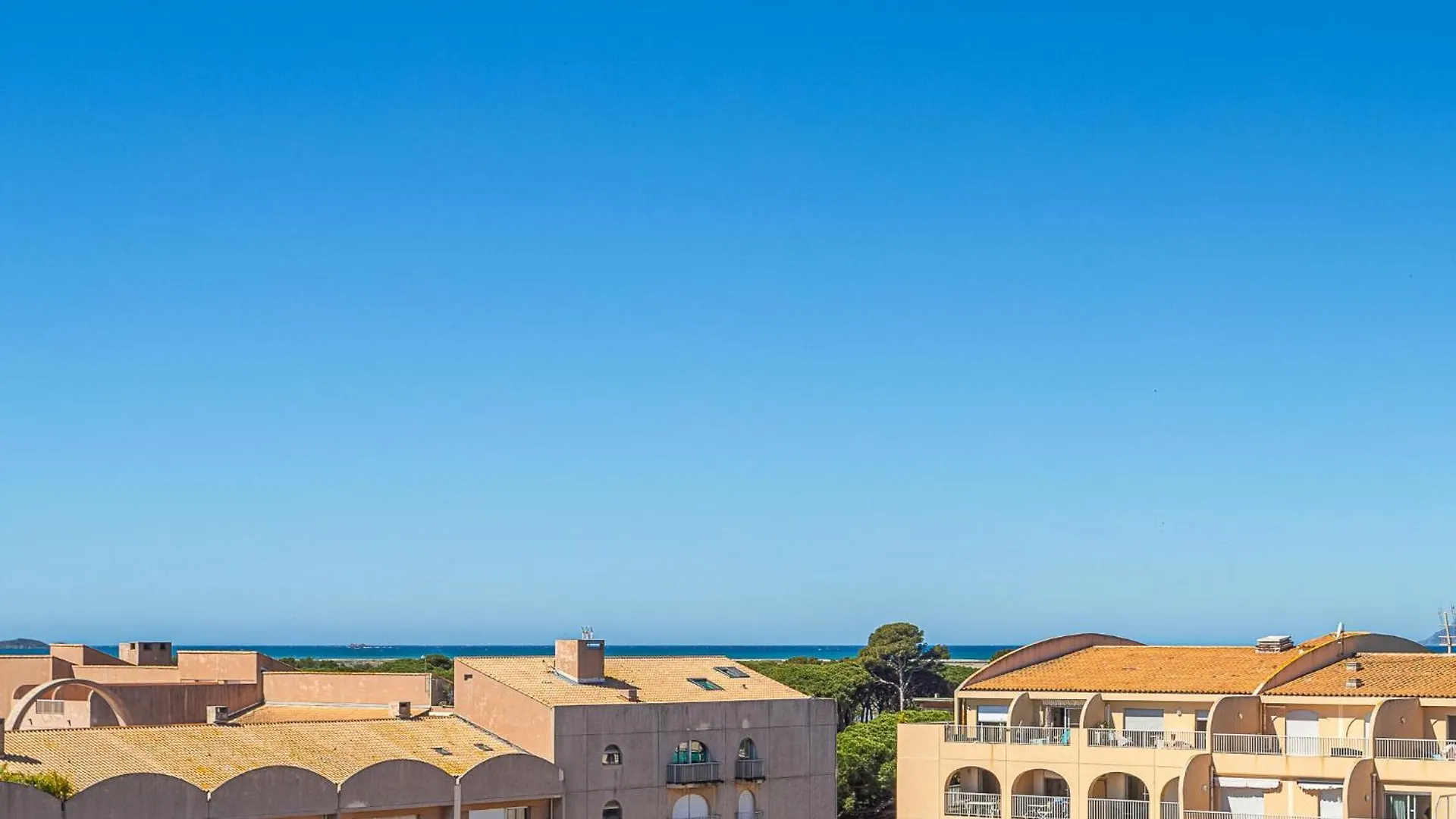 Apartment Les Asterides By Interhome Hyeres