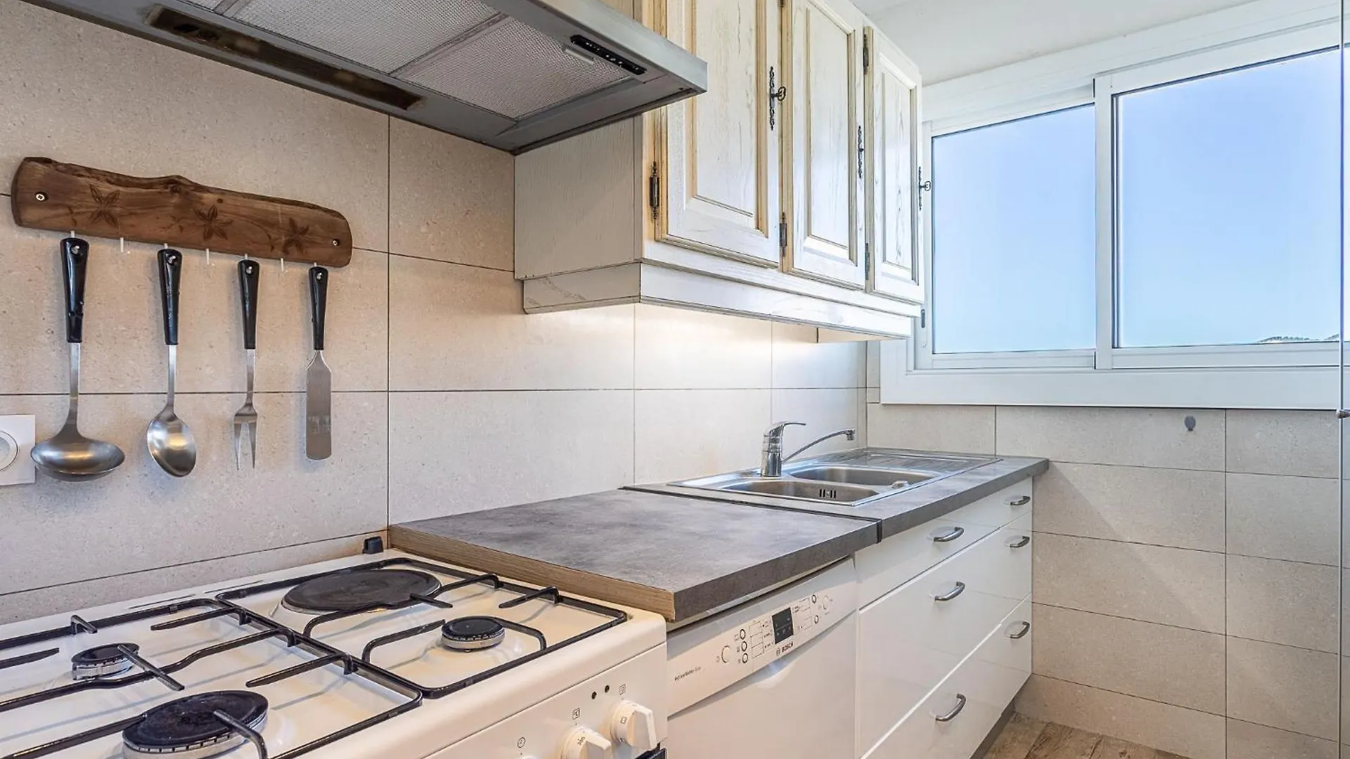 Apartment Les Asterides By Interhome Hyeres 0*,
